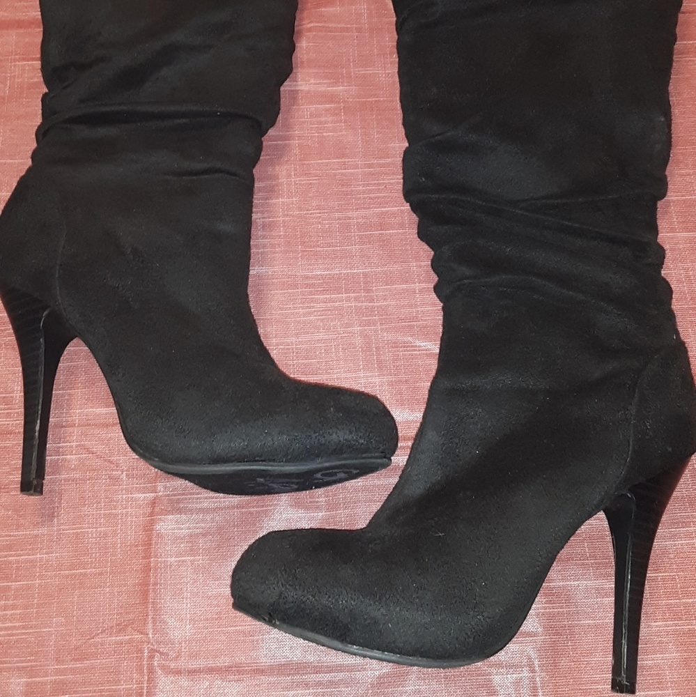 Stiletto Black Suade Boots size 6